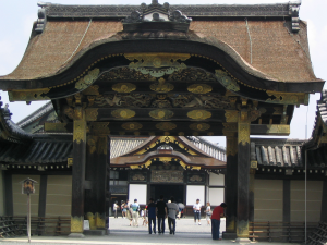 Porte Karamon du chteau Nijo.